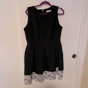 Closet black sleeveless dress with lace trim